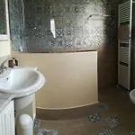 Ca Nostra Restaurant בית כפרי *