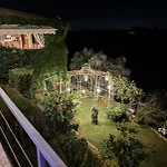 בית כפרי Ca Nostra Restaurant *