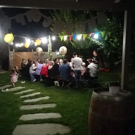 Ca Nostra Restaurant *