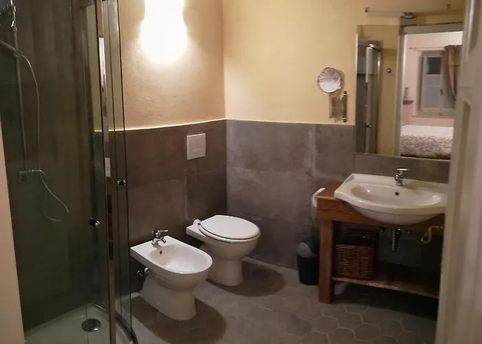 Ca Nostra Restaurant *